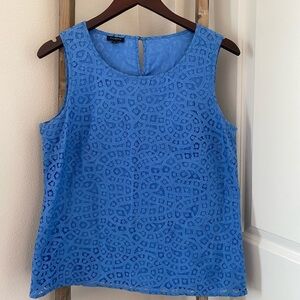 NWOT - Women’s Talbots - Blue Sleeveless Lace Top - Size 10/Medium